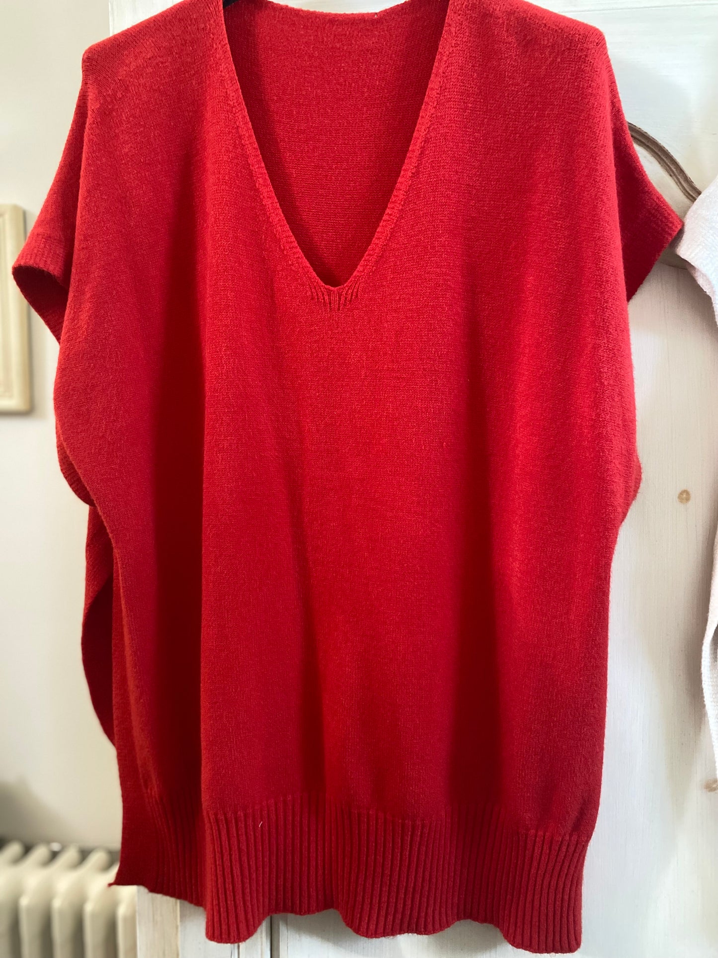 Pull Ilona rouge convient du 40 au 52 Oversize