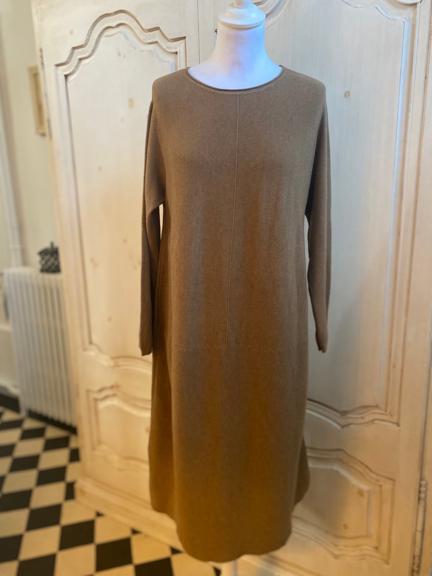 Robe Lise café convient du 42 au 48