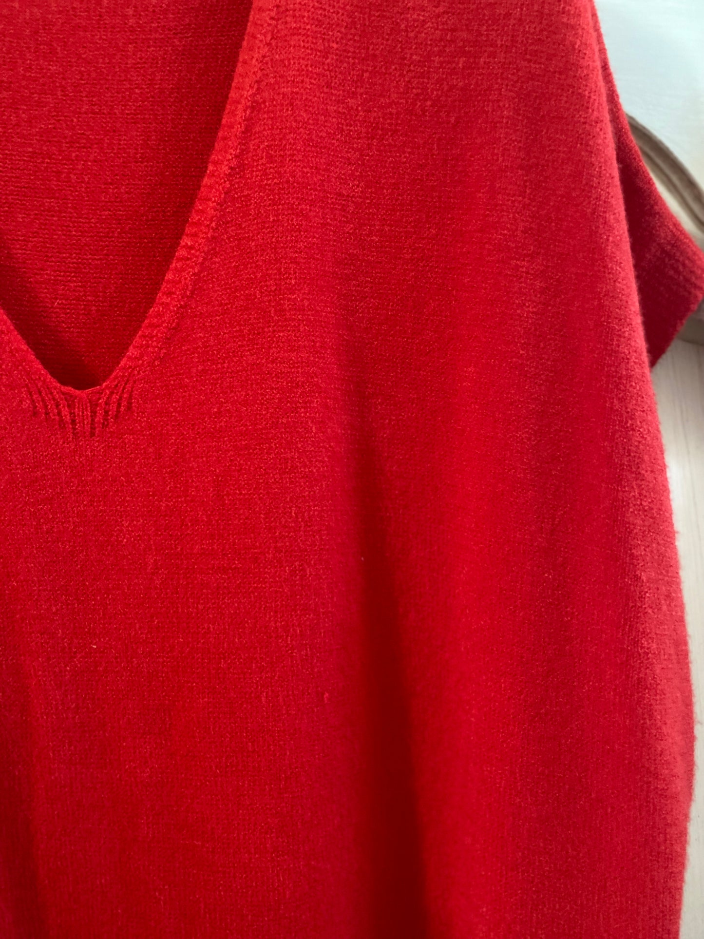 Pull Ilona rouge convient du 40 au 52 Oversize